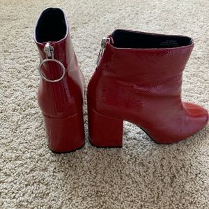 Retro red boot